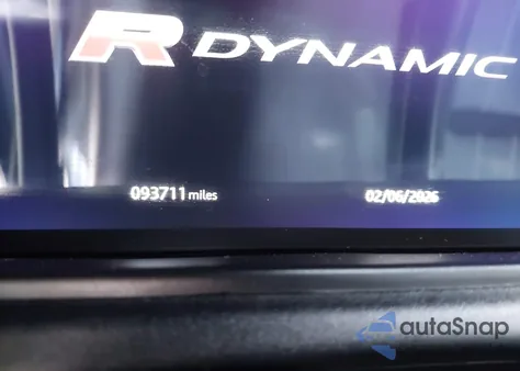 2019 Land Rover Range Rover Velar P250 R-Dynamic Se from USA, damaged, VIN SALYL2EX3KA220914